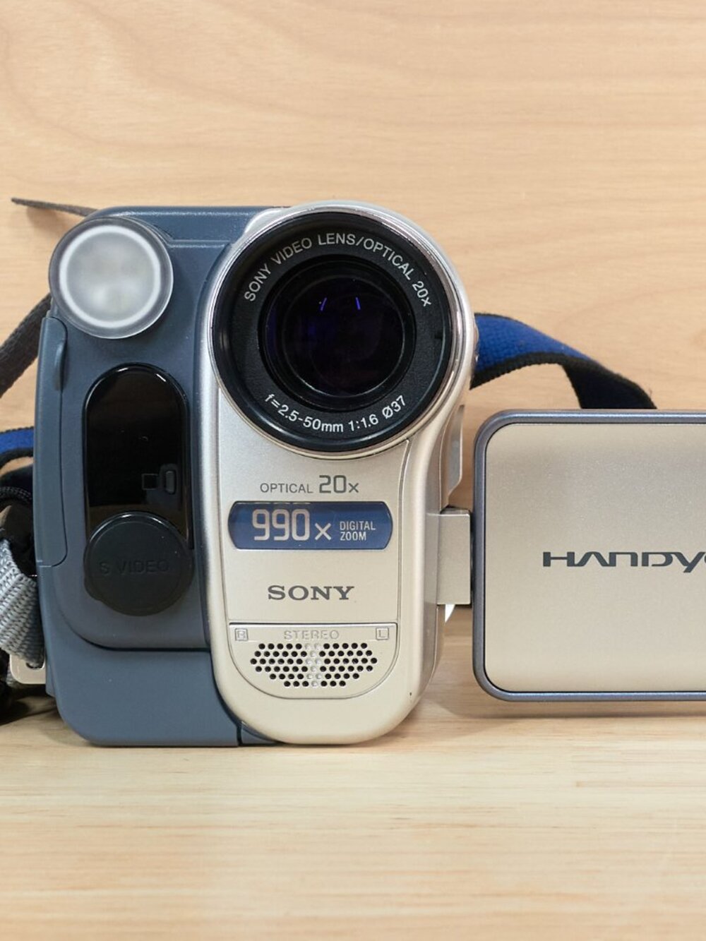 Sony DCR-TRV260 Digital8 Handycam Camcorder 20x Optical Zoom Tested Working